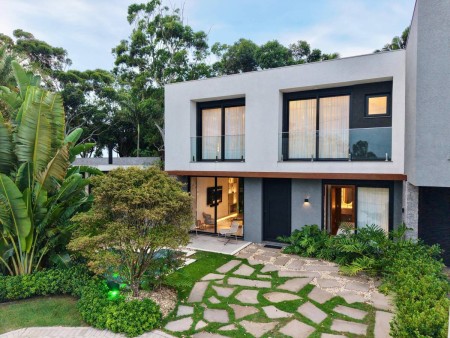 Casa em Condomínio 4 dormitórios | Ref.: 10072