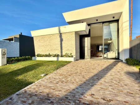 Casa em Condomínio 4 dormitórios em Xangri-lá | Ref.: 6636